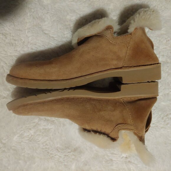 Ugg Suede Shearling Warm Cozy  Short Bootie Chestnut 8.5 - Picture 1 of 11